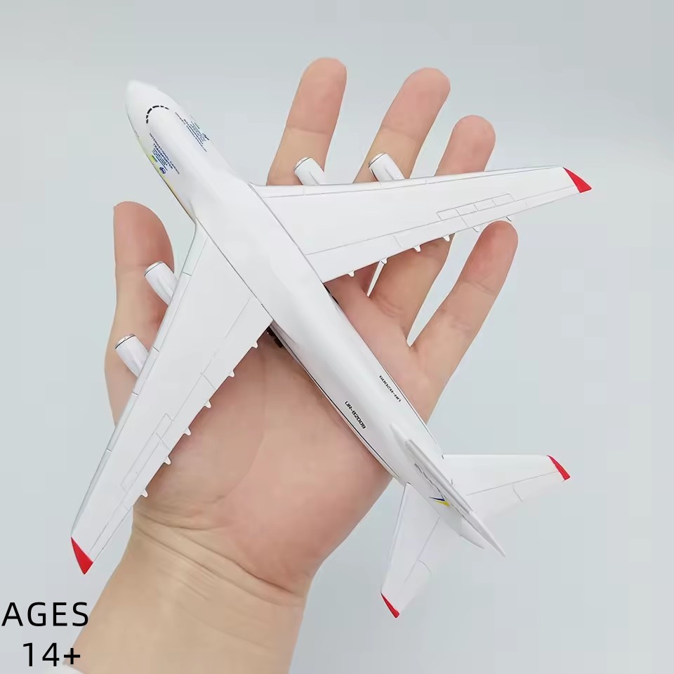 Avión de transporte Antonov An - Model Airplane Plastic reseña y precio