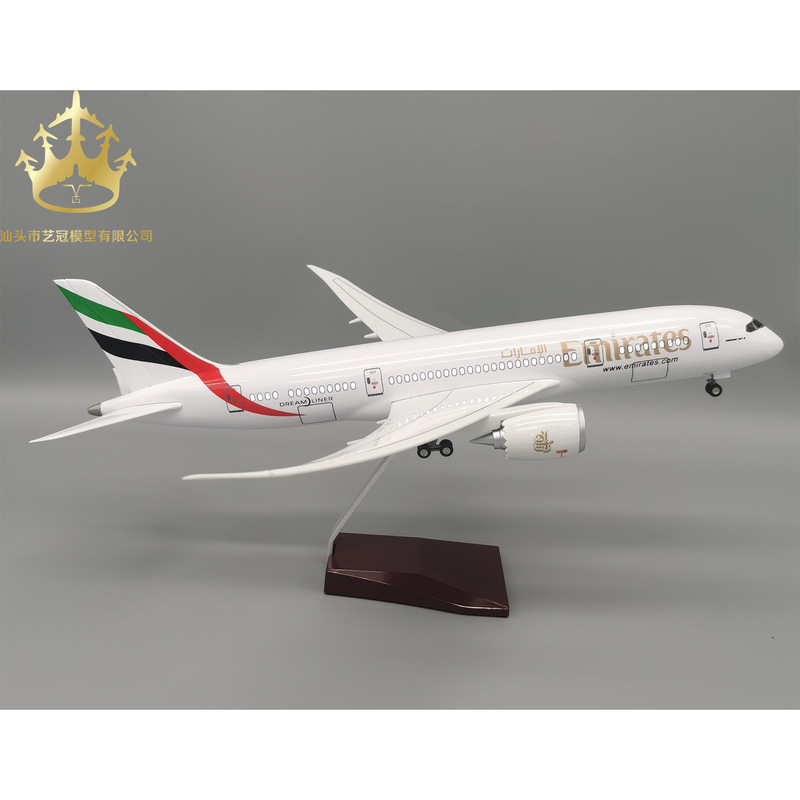 Modelo de avión de Emiratos 78 - Model Airplane Plastic reseña y precio