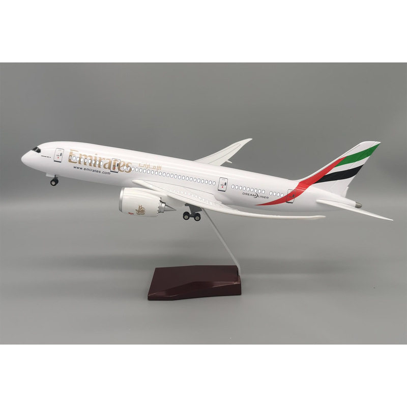 Modelo de avión de Emiratos 78 - Model Airplane Plastic reseña y precio